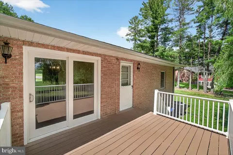 Exterior - 6232 White Oak Dr, Frederick, MD 21701 photo 6 of 11