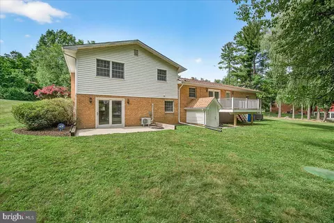 Exterior - 6232 White Oak Dr, Frederick, MD 21701 photo 11 of 11
