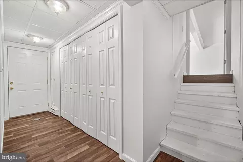Entry Way - 6232 White Oak Dr, Frederick, MD 21701 photo 3 of 3