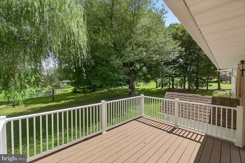 Exterior - 6232 White Oak Dr, Frederick, MD 21701 photo 5 of 11