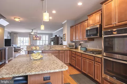 6391 Walcott Ln, Frederick, MD 21703 photo 3