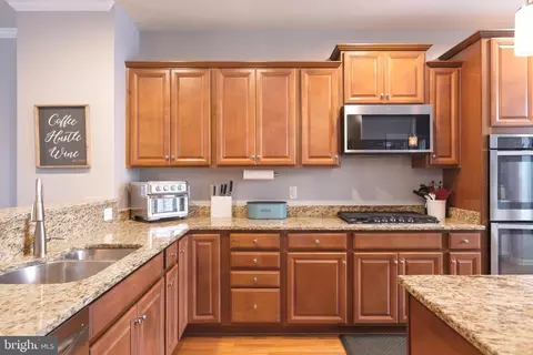 6391 Walcott Ln, Frederick, MD 21703 photo 4