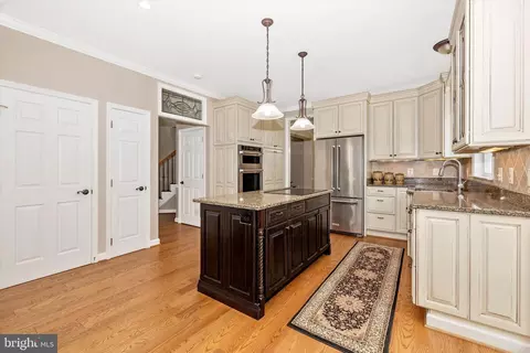6341 Claridge Dr N, Frederick, MD 21701 photo 9