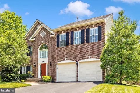 6341 Claridge Dr N, Frederick, MD 21701
