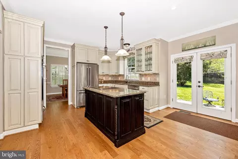 6341 Claridge Dr N, Frederick, MD 21701 photo 8