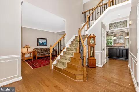 6341 Claridge Dr N, Frederick, MD 21701 photo 3