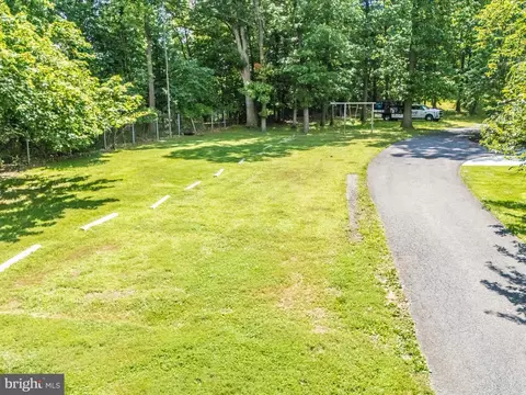 Exterior - 6047 Quinn Rd, Frederick, MD 21701 photo 11 of 12