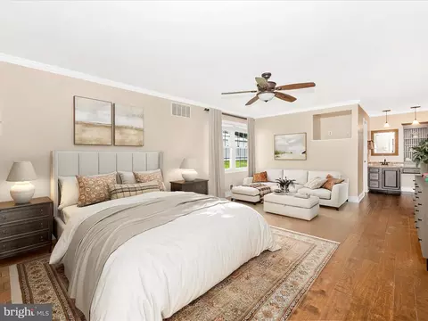 Bedroom - 6047 Quinn Rd, Frederick, MD 21701 photo 1 of 3