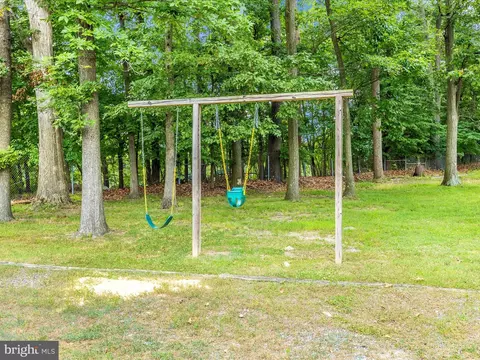 Exterior - 6047 Quinn Rd, Frederick, MD 21701 photo 10 of 12