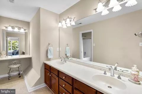 Bath - 7341 Kehne Rd, Frederick, MD 21702 photo 1 of 6