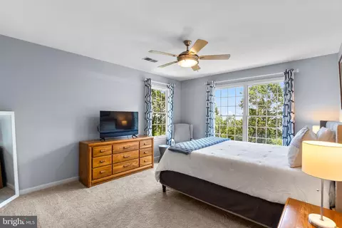Bedroom - 7341 Kehne Rd, Frederick, MD 21702 photo 8 of 9