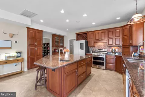 Kitchen - 7341 Kehne Rd, Frederick, MD 21702 photo 1 of 5