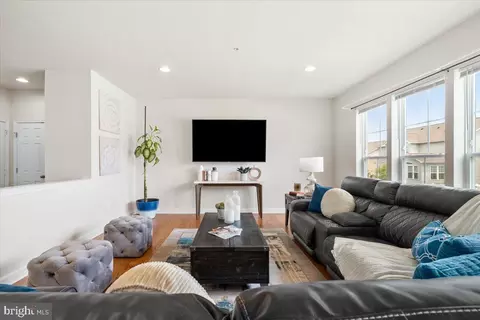 829 Holden Rd, Frederick, MD 21701 photo 17