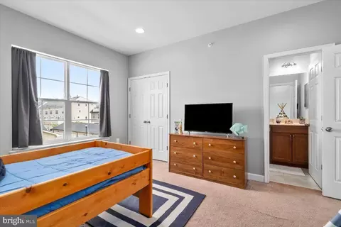 829 Holden Rd, Frederick, MD 21701 photo 27