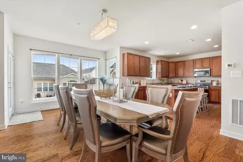 829 Holden Rd, Frederick, MD 21701 photo 10