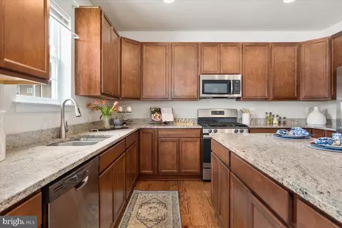829 Holden Rd, Frederick, MD 21701 photo 14
