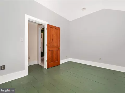 Bedroom - 35 E 5th St, Frederick, MD 21701 photo 5 of 8