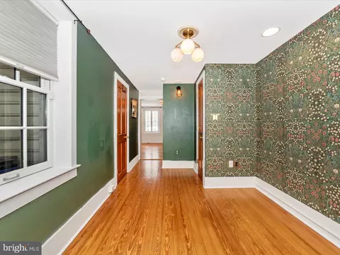 Entry Way - 35 E 5th St, Frederick, MD 21701 photo 7 of 7
