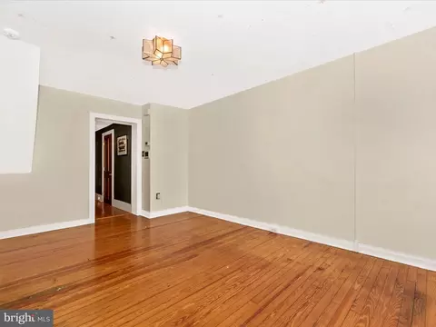 Living - 35 E 5th St, Frederick, MD 21701 photo 3 of 8