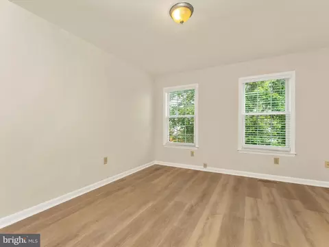 Bedroom - 5803 G Oleander Pl #424, Frederick, MD 21703 photo 9 of 13