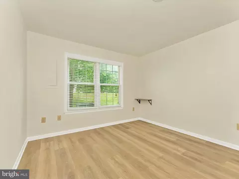 Bedroom - 5803 G Oleander Pl #424, Frederick, MD 21703 photo 4 of 13