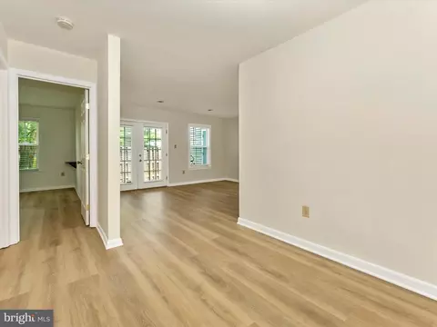 Entry Way - 5803 G Oleander Pl #424, Frederick, MD 21703 photo 3 of 3