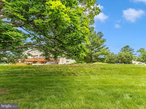 Exterior - 5803 G Oleander Pl #424, Frederick, MD 21703 photo 7 of 12