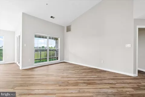 2500 Driftwood Ct #3B, Frederick, MD 21702 photo 10