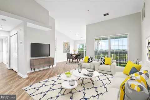 2500 Driftwood Ct #3B, Frederick, MD 21702