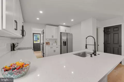 Kitchen - 25 E C St, Brunswick, MD 21716 photo 1 of 5
