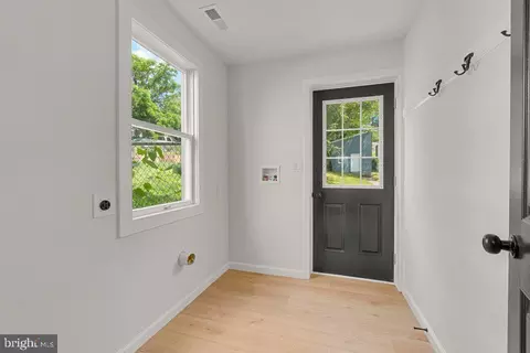 Other - 25 E C St, Brunswick, MD 21716 photo 2 of 7
