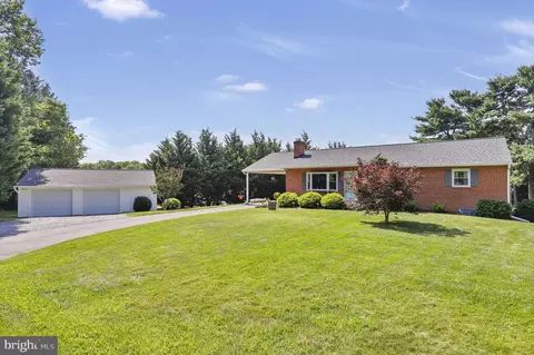 5407 Village Ct, Adamstown, MD 21710