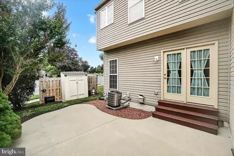 Exterior - 2000 Sumner Dr, Frederick, MD 21702 photo 5 of 29