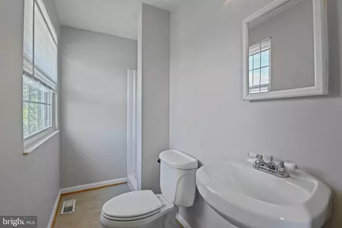 Bath - 1824 Lawnview Dr, Frederick, MD 21702 photo 2 of 2