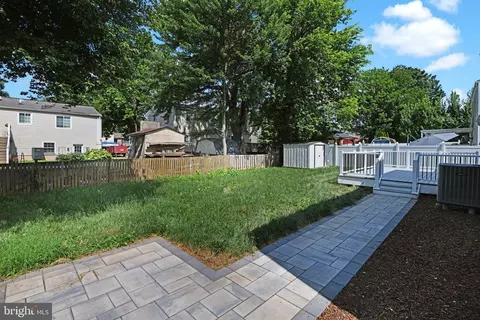 Exterior - 1824 Lawnview Dr, Frederick, MD 21702 photo 3 of 7