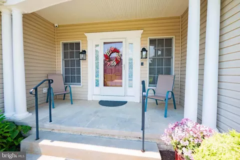 105 Rod Cir, Middletown, MD 21769 photo 2