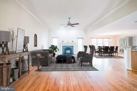 105 Rod Cir, Middletown, MD 21769 photo 4
