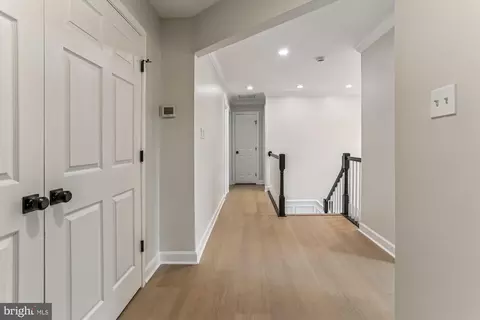 Entry Way - 5301 Sovereign Pl, Frederick, MD 21703 photo 7 of 12