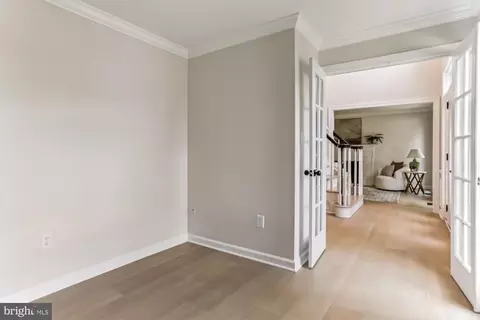 Entry Way - 5301 Sovereign Pl, Frederick, MD 21703 photo 3 of 12