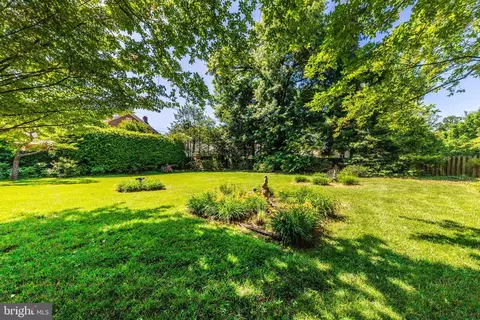 304 Grove Blvd, Frederick, MD 21701