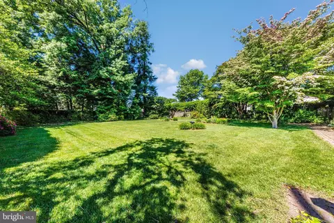 304 Grove Blvd, Frederick, MD 21701 photo 2