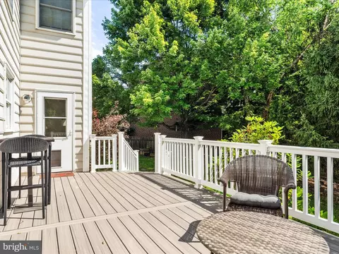 Exterior - 2204 Banner Hill Rd, Frederick, MD 21702 photo 4 of 12