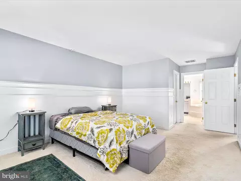 Bedroom - 2204 Banner Hill Rd, Frederick, MD 21702 photo 3 of 11
