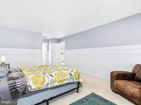 Bedroom - 2204 Banner Hill Rd, Frederick, MD 21702 photo 2 of 11