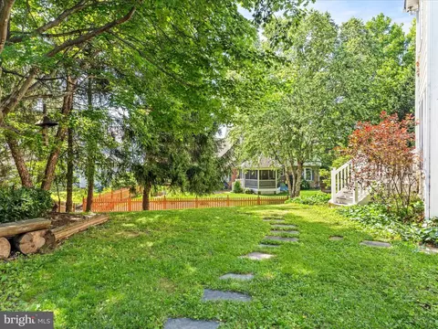 Exterior - 2204 Banner Hill Rd, Frederick, MD 21702 photo 6 of 12