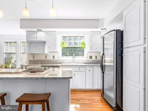 Kitchen - 2204 Banner Hill Rd, Frederick, MD 21702 photo 2 of 4