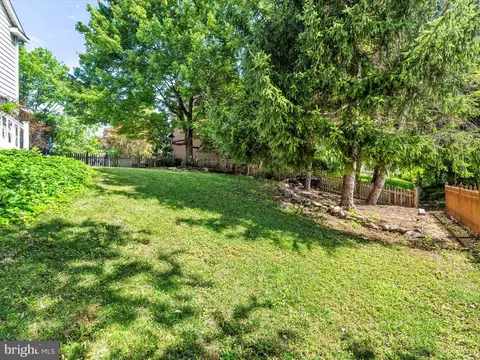 Exterior - 2204 Banner Hill Rd, Frederick, MD 21702 photo 8 of 12