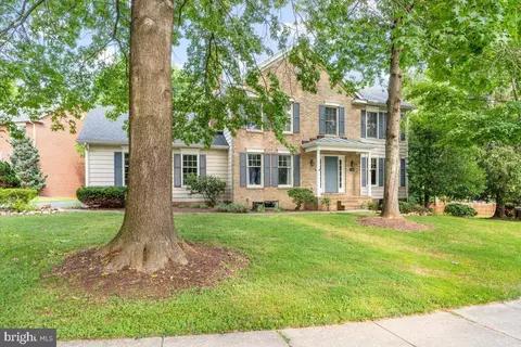 Exterior - 2204 Banner Hill Rd, Frederick, MD 21702 photo 12 of 12