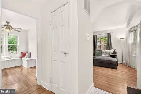 Entry Way - 22 Norva Ave, Frederick, MD 21701 photo 6 of 6