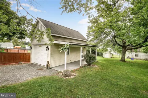 Exterior - 22 Norva Ave, Frederick, MD 21701 photo 4 of 7